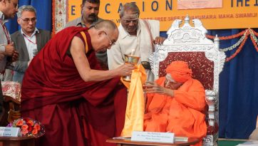His Holiness Mourns the Passing of Sree Shivakumara Swamiji