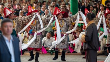 Offering of a Long-Life Ceremony