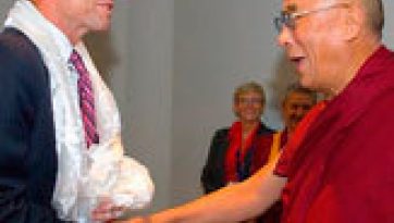 Australian Opposition Leader Meets Dalai Lama