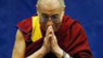 Dalai Lama Tells Crowd of 3,000 at FAU: 'Change Oneself and Change the World'