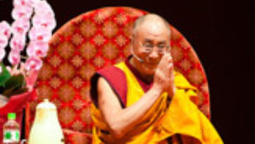 Dalai Lama Says Many Buddhist Texts Yet to be Translated in Japan