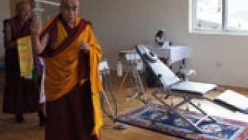 His Holiness Visits Lamdon School and the Ladakhi Muslims in Leh