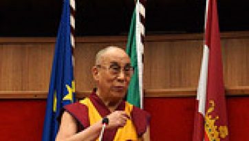 Welcomed in Trento, His Holiness the Dalai Lama Speaks About Happiness in a Troubled World